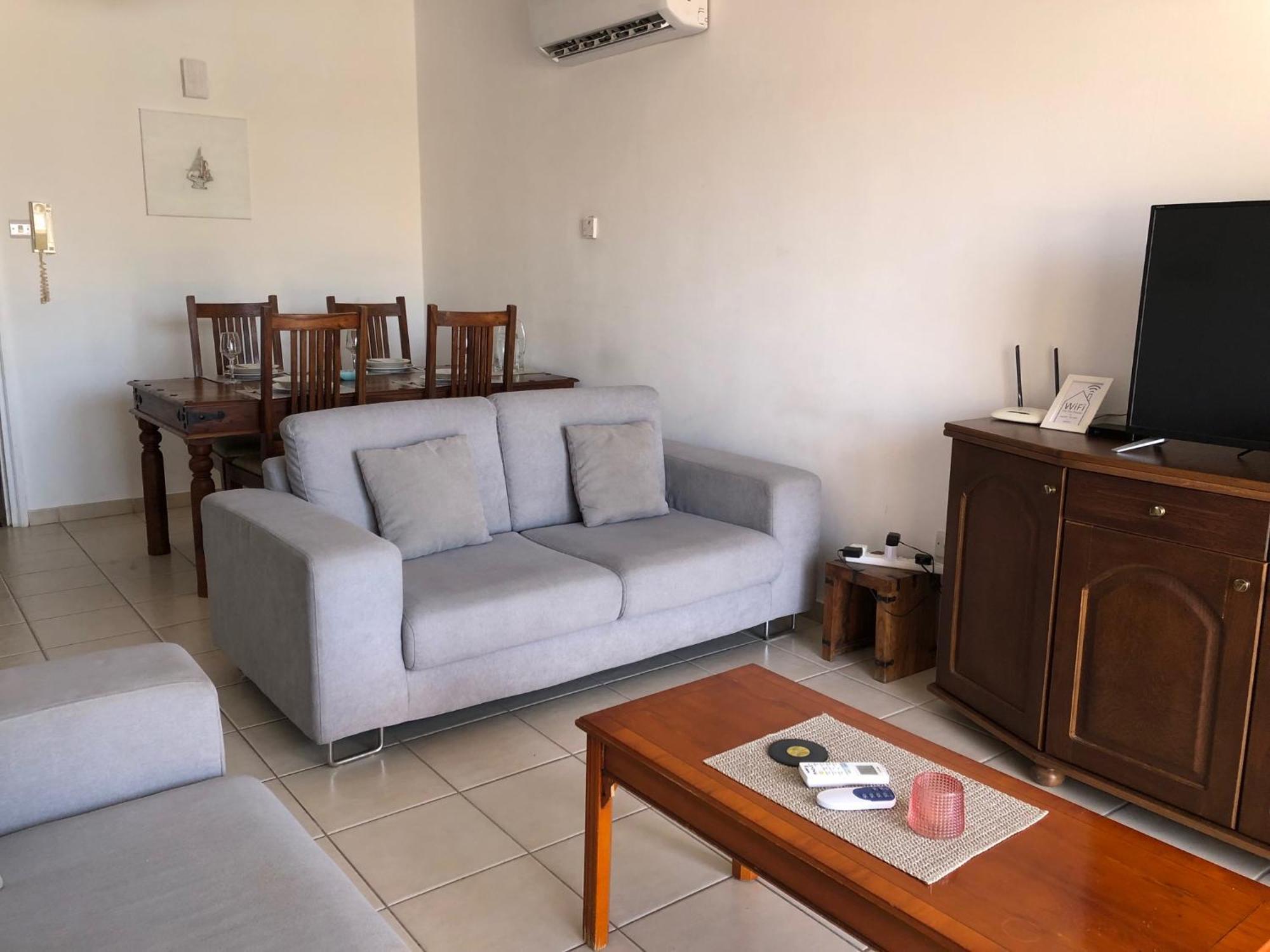 Kings Palace - Stylish 2 Bed Apartment With Sea Views Paphos Ngoại thất bức ảnh