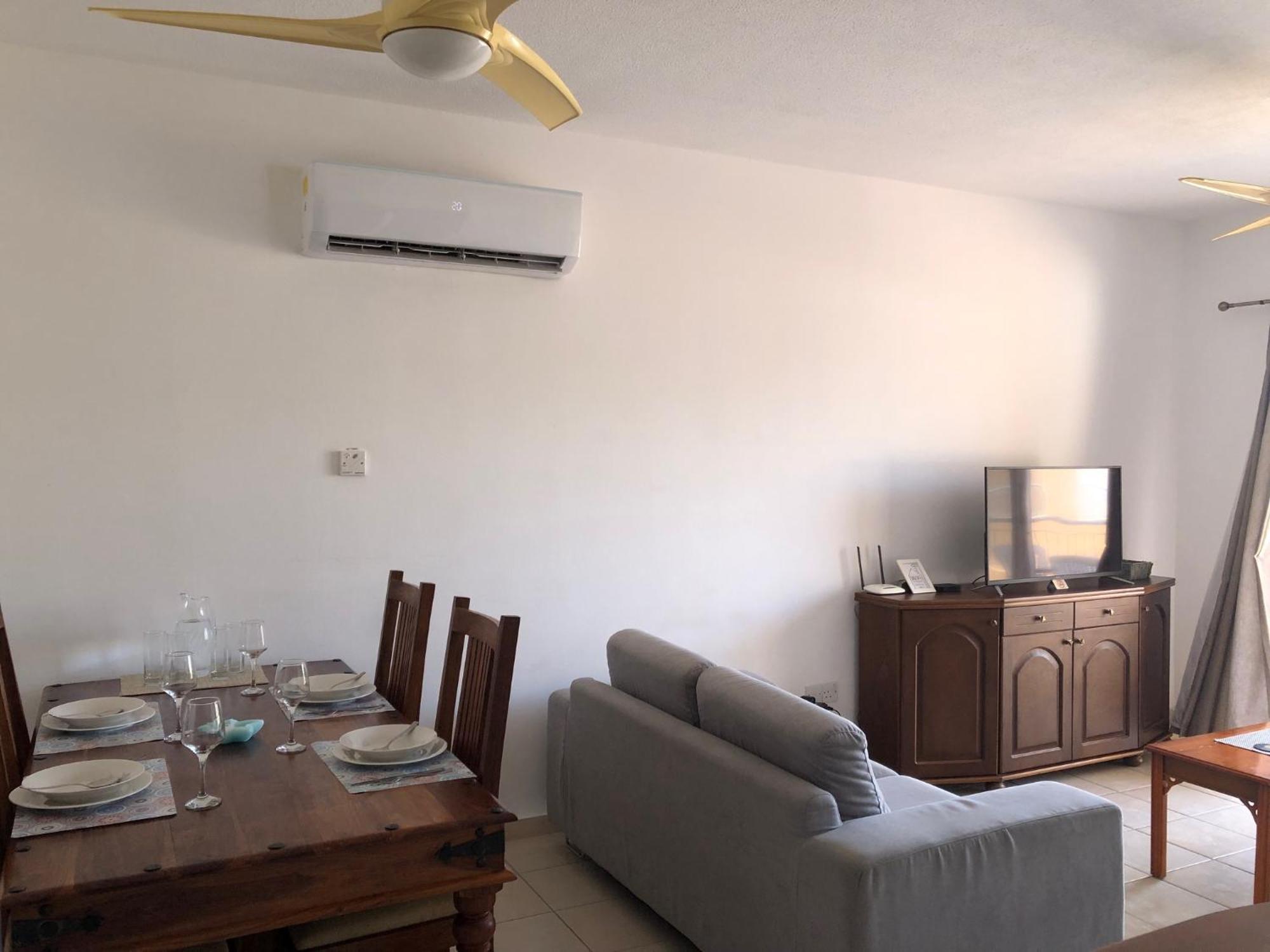 Kings Palace - Stylish 2 Bed Apartment With Sea Views Paphos Ngoại thất bức ảnh
